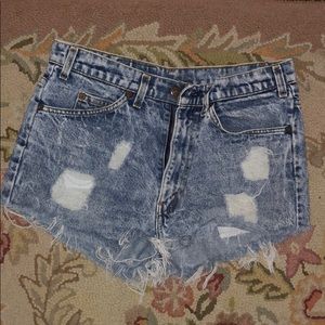 Levi’s high waisted shorts